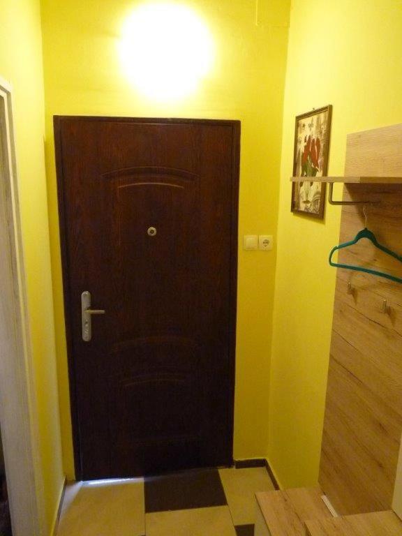 Eper Apartman Debrecen Buitenkant foto